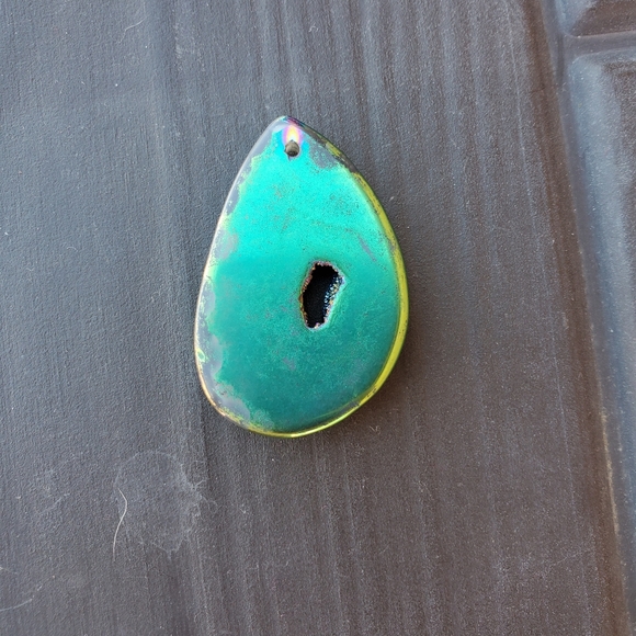 New Oversized Rainbow Hematite Teardrop Pendant. - Picture 10 of 13